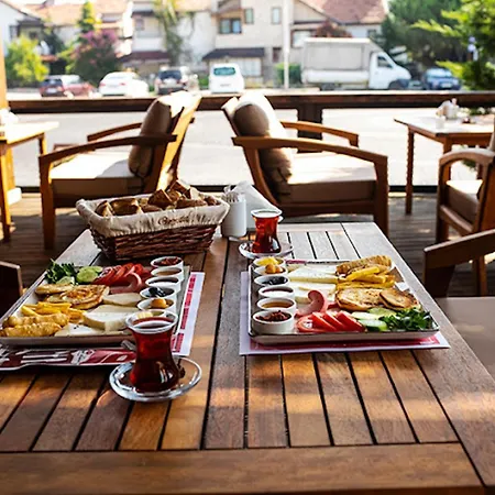 Aparthotel Ceneviz 5*